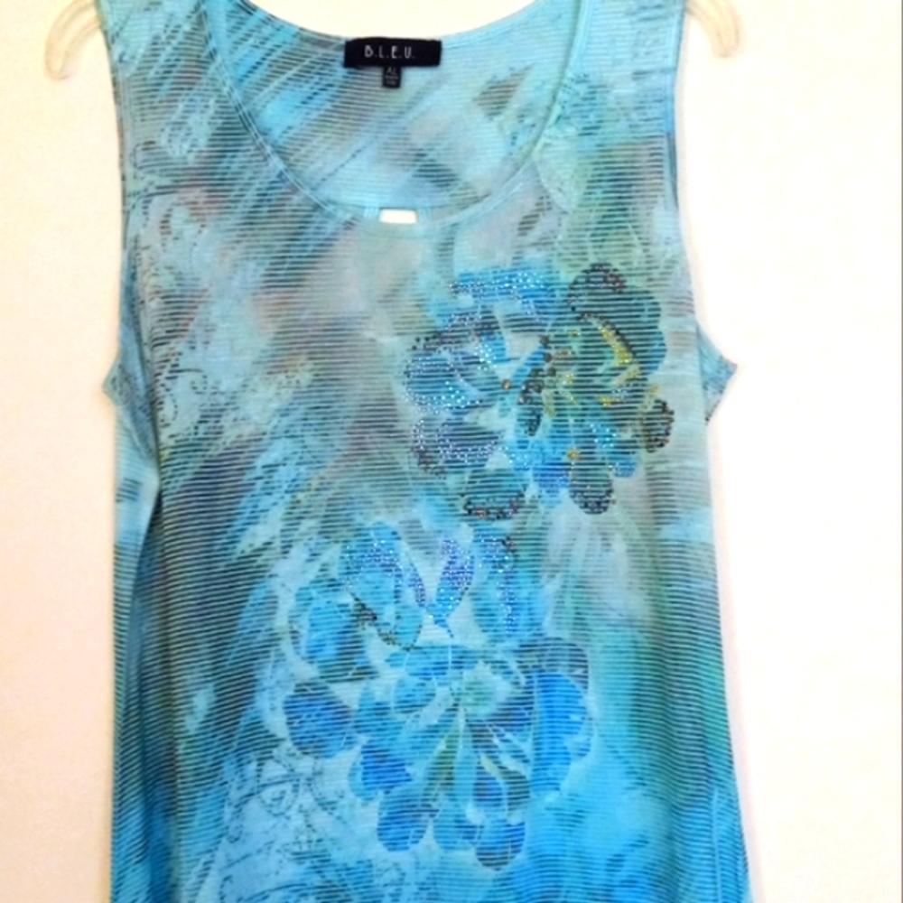 B.L.E.U. XL assymetrical sleeveless sparkly top